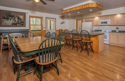 McHenry Cottage | Fairway Breeze