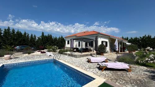 Paljuv Apartment | Fairyland Villa 150qm für 8pax