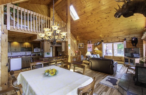 Danby Cabin | 🍁Fall Weekend Getway! Book Now!🍁