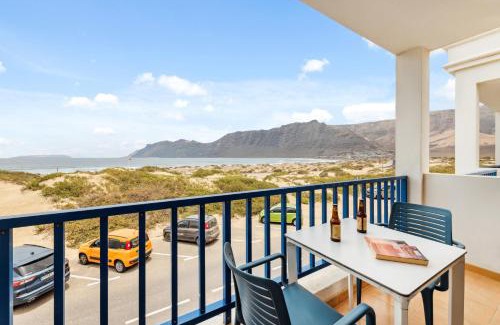 Caleta de Famara Apartment | Famara Views II by Escapehome