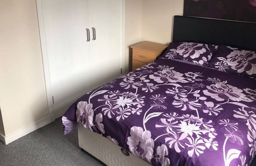 Newry Apartment | Family Apartment - Newry City Centre