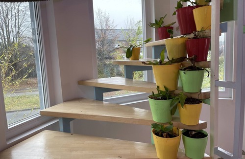 Ahrensfelde Apartment | Family apartment w. Double bed room & 1 extra bed 16 km v. Alexanderplatz Berlin