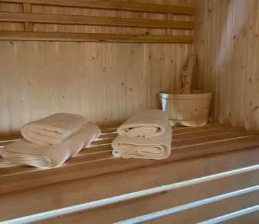 Cedzyna Apartment | Family & Business Sauna Apartments No13 Leśny nad Zalewem Cedzyna Unikat -3 Bedroom with Private Sauna, Bath with Hydromassage, Terrace, Garage, Catering Options