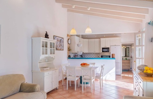 Andraitx Villa | Family Country House With Pool. For Up to 6 Guests In Port D'Andratx.