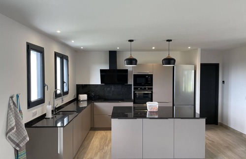 Ahetze House | Family country house near the beach