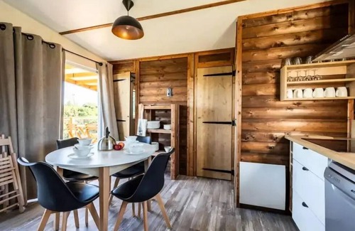 Seillac Ski Chalet | FAMILY Ecolodge MANYARA range: New for 2024! Sleeps 6