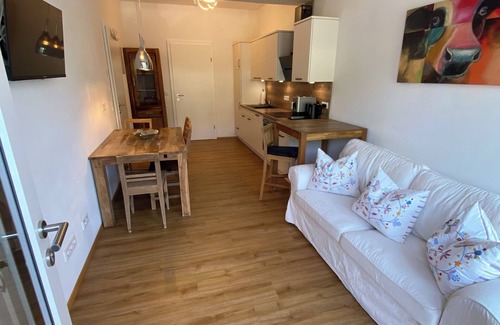 Altmuenster Apartment | Family-friendly - with terrace and mountain view!