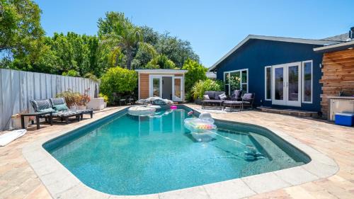 San Rafael House | Family Friendly 3bed ,2bath Pool, Hot-tub, Cold Plunge, Sleeps 8
