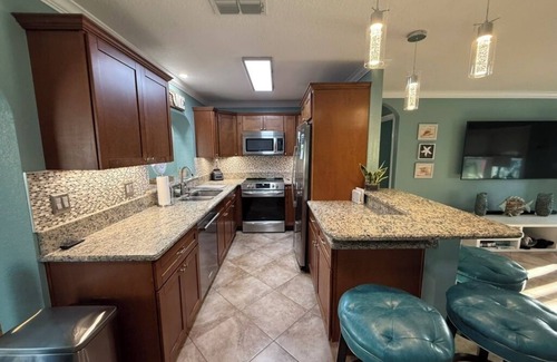 Seminole House | Family friendly. Beautiful pool! Close to beaches and golf!