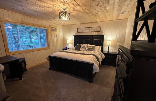 Nordman Cabin | Family Friendly Cabin Just Steps Away From Priest Lake