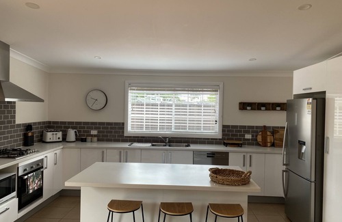 Goulburn House | Family friendly central cottage