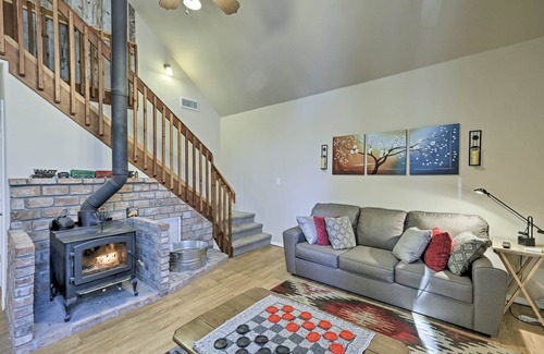 Flagstaff House | Family-Friendly Forested Home w/Snow Play Area!