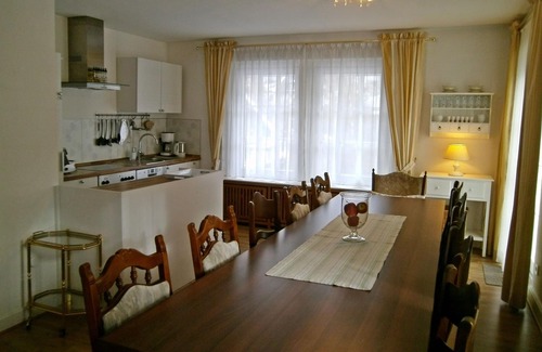 Silbach House | Family-friendly home for 10 persons, big garden, Fireplace, 4 km ski carousel.