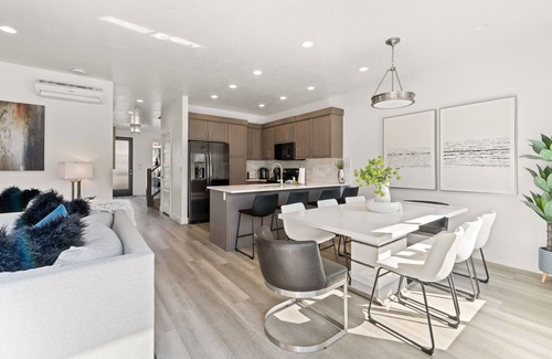 St. George House | Family Fun #13 - Gorgeous Townhome LOTS OF AMENITIES!