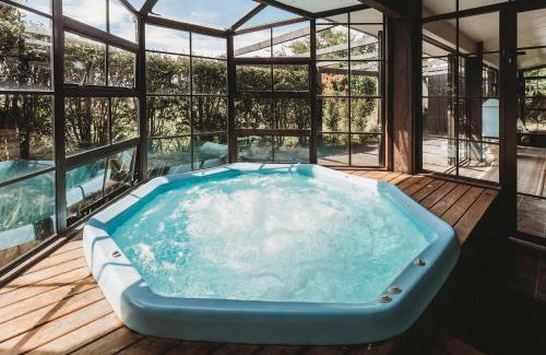 Bell Block House | Family Fun - 4BR home with swimming pool and spa