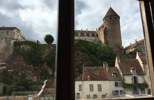 Semur-en-Auxois House | FAMILY HOME IN THE HISTORIC HEART OF SEMUR