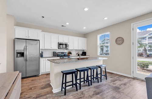 Myrtle Beach House | Family Home Near Broadway at the Beach, the Ocean, Golf & More