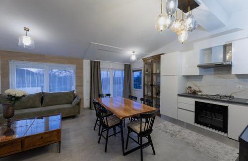 Ruzic House | Family Little Paradise