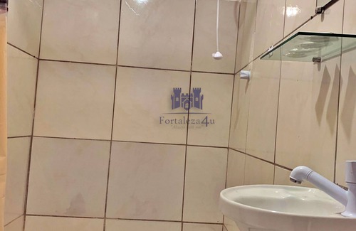 Aldeota House | Family room with private bathroom, Wi-Fi, air conditioning and TV.