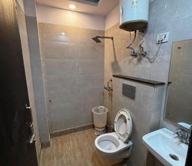 Karol Bagh House | Family Stay