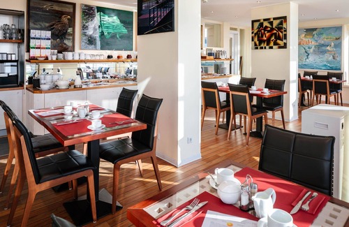 Helgoland House | Family suite facing the island - Hotel Rickmers Insulaner