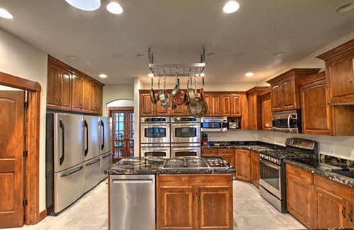 Garden City House | Family Time Lodge: Indoor Playland, Theater Room, Game Room, 10 Master Suites