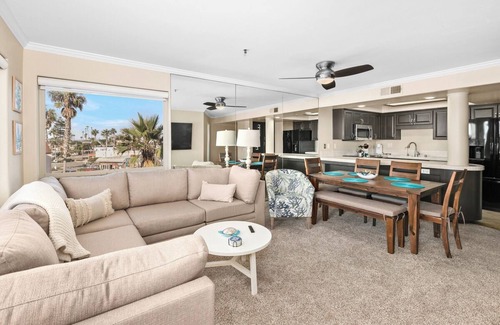 Imperial Beach Condo | Family Vacation Condo - 3 Bedroom