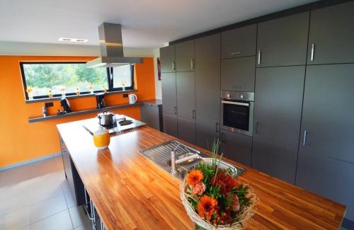 Profondeville House | Family Villa, Profondeville