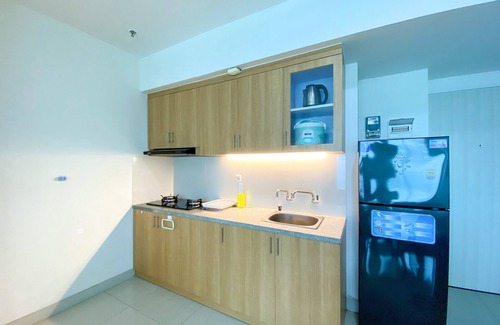 Bekasi Barat Apartment | Fancy And Nice 3Br At Grand Kamala Lagoon Apartment