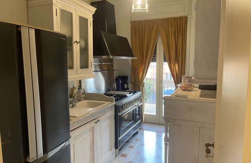Reggio Calabria Apartment | Fancy House