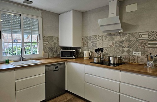 Meco Ski Chalet | Fantástico Chalet con Piscina a las Afueras de Madrid Para Disfrutar en Verano