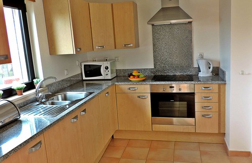 Luz Apartment | Fantastic 1 bed Apt with heated pool/sauna/hot-tub/gym