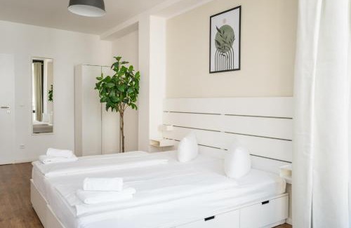 Schoeneweide Apartment | Fantastic 2 Bedroom Apartment