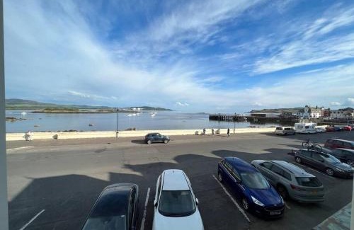 Millport Apartment | Fantastic 3 bedroom holiday home