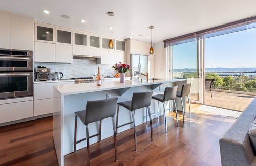 Potrero Hill Apartment | Fantastic Bay Views spectacular home, close to Chase Center/Mission Bay/Oracle