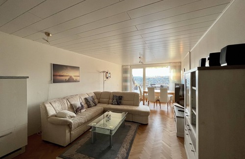 Woffelsbach Condo | Fantastic maisonette apartment on a south-facing slope above the Rursee in Woffelsbach