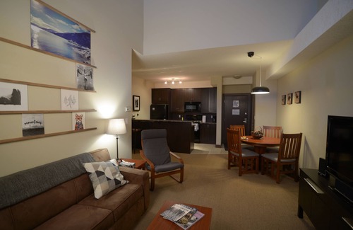 East Kootenay Condo | Fantastic Fernie Flat ! Central Location & Amenities