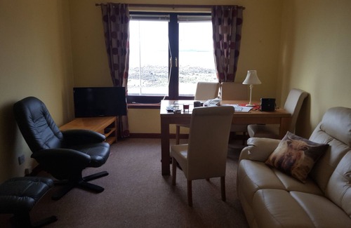 Saltcoats Apartment | Fantastic Sea Views