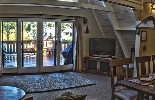 Strawberry House | Fantastic Strawberry / Twin Bridges Home w/ Great Amenities and across the River