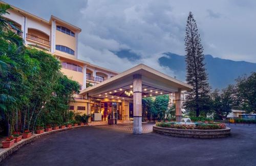 Arsiwalla Villa Resort | Fariyas Resort Lonavala