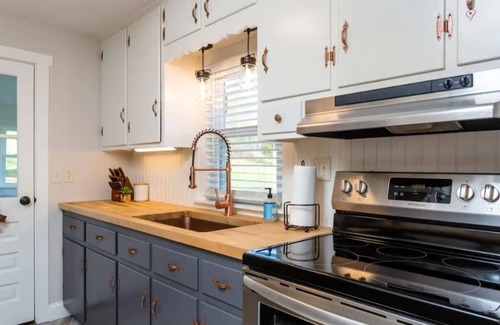 Weyers Cave Other | Farm Cottage Hot Tub, Sauna, Views & Vineyards