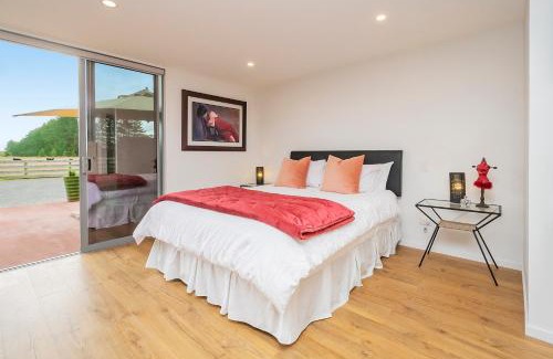 West Melton Apartment | Farm Retreat B&B