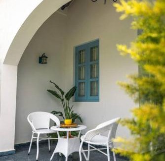 Malur House | Farm Stay for 12 or more members