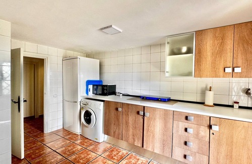 Galapagar Apartment | Farmhouse Apartment with Pool