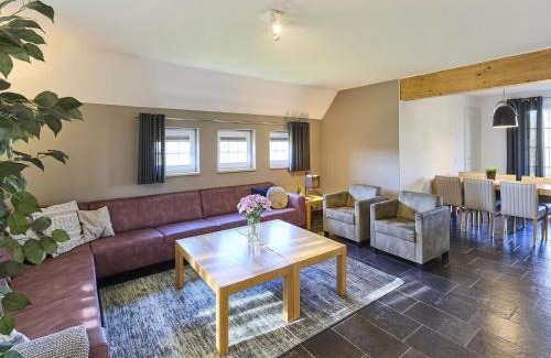 Roggel Villa | Farmhouse in Limburg near Maasplassen