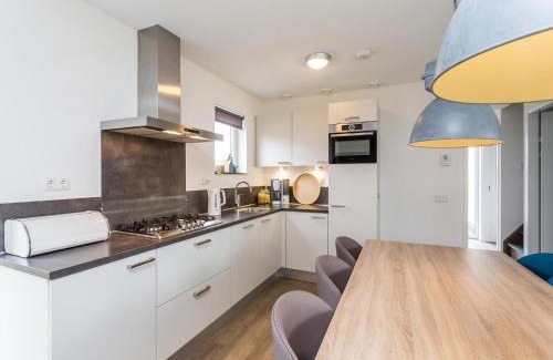 Roggel Villa | Farmhouse in Limburg with Sauna & BBQ