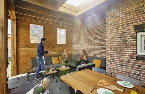 Roggel Villa | Farmhouse in Limburg with Sauna & BBQ