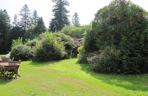Leuhan House | Farmyard at Kerespars, 3 Houses, Sleeps 30 with pool