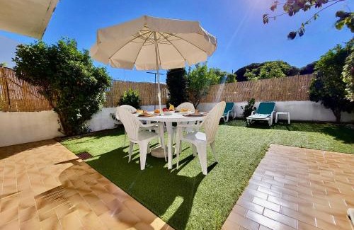 Gambelas Villa | Faro Terrace Villa by Homing