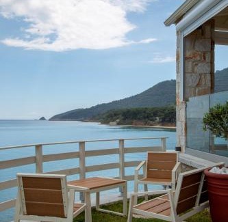 Koinira Bed & Breakfast | Faros View